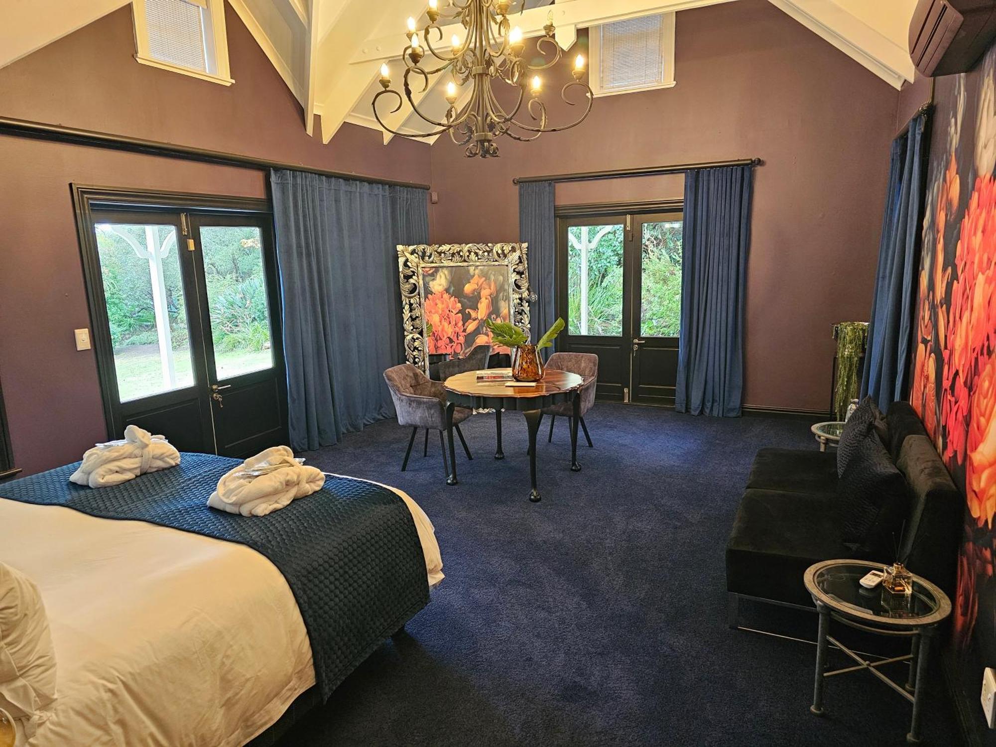 סטלנבוש Die Heerenhuys Guest Suites מראה חיצוני תמונה